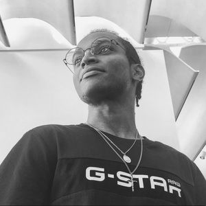 Meet your Posher, Elijah